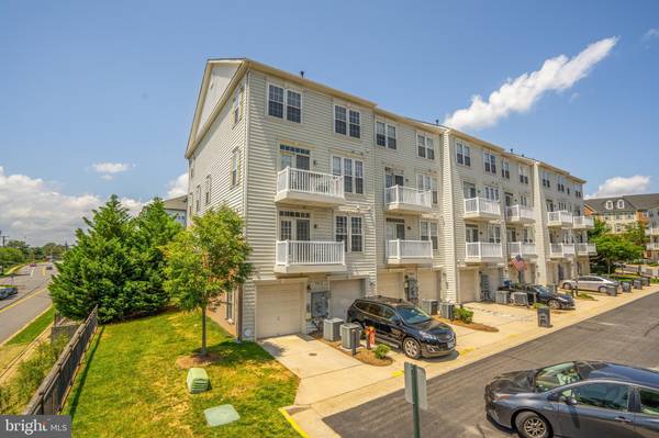 Alexandria, VA 22312,5722 CALLCOTT WAY #5722-A