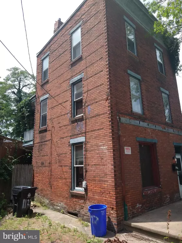 1127 DERRY ST, Harrisburg, PA 17104