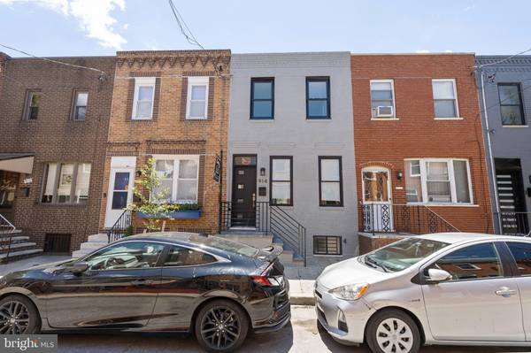 914 DUDLEY ST, Philadelphia, PA 19148