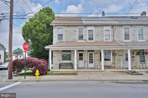 53 W 2ND ST, Alburtis, PA 18011