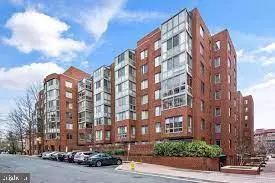 1045 N UTAH ST #2-605, Arlington, VA 22201