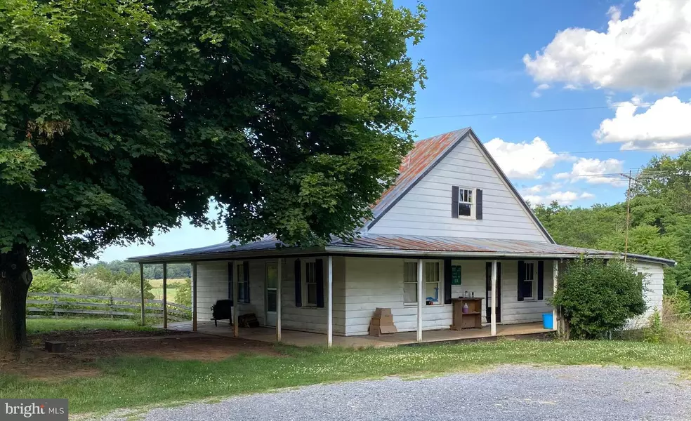 5832 US HIGHWAY 340, Rileyville, VA 22650