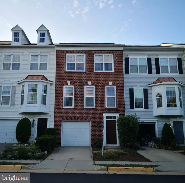 5302 JULE STAR DR, Centreville, VA 20120