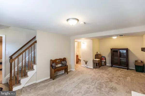 Woodbridge, VA 22193,13004 KIMBROUGH LN