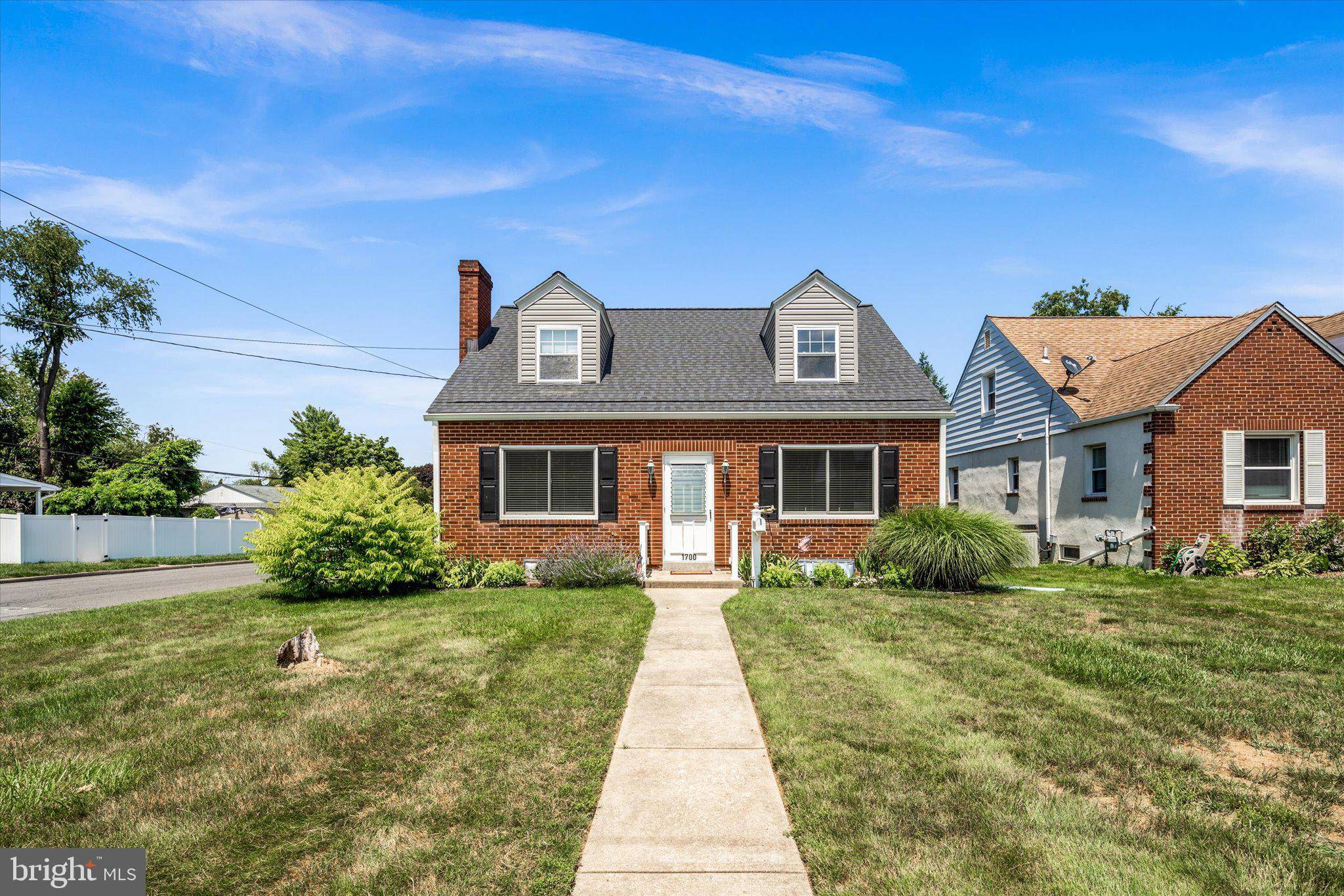 1700 W MCGALLIARD AVE, Hamilton, NJ 08610