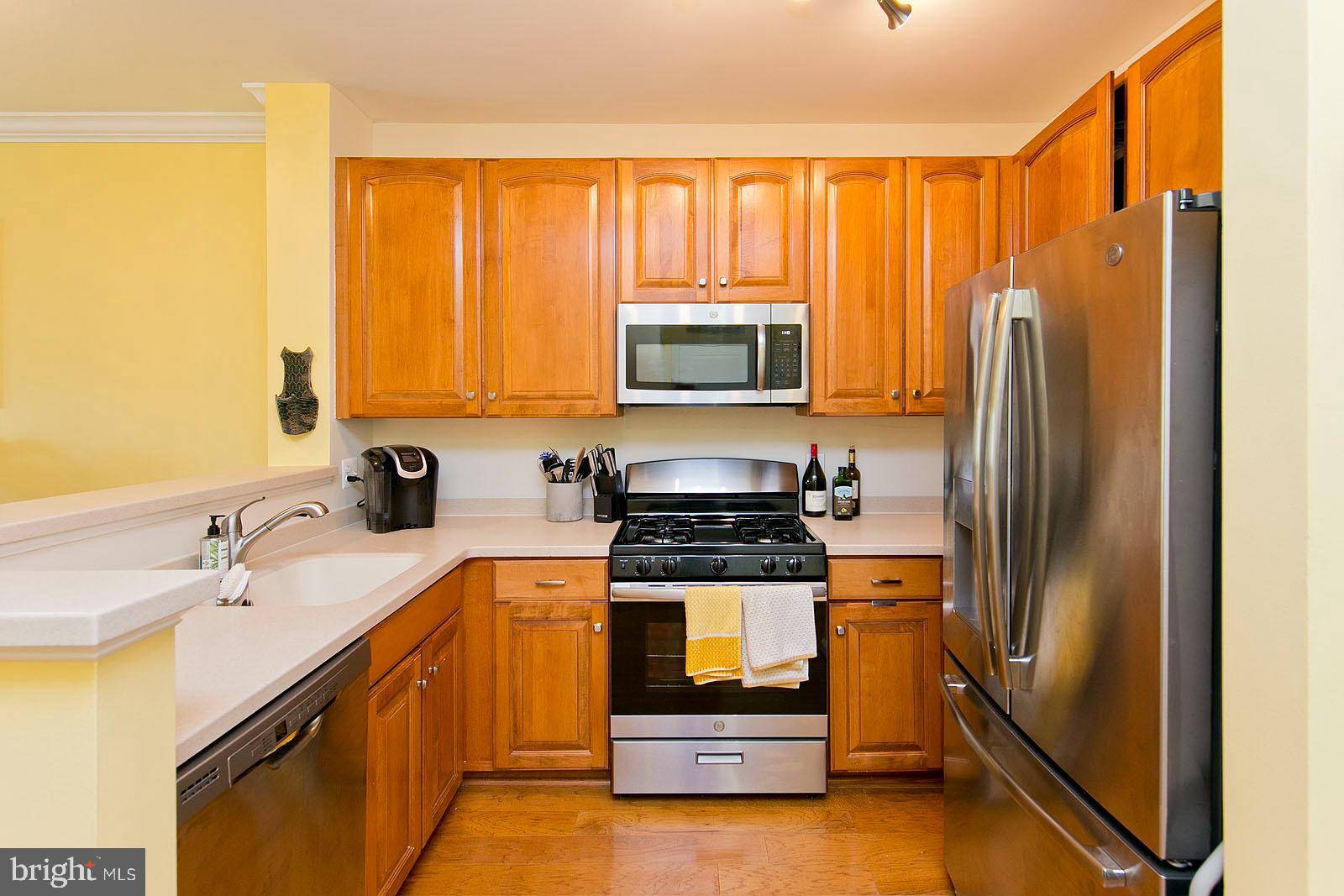 Reston, VA 20190,12001 MARKET ST #161