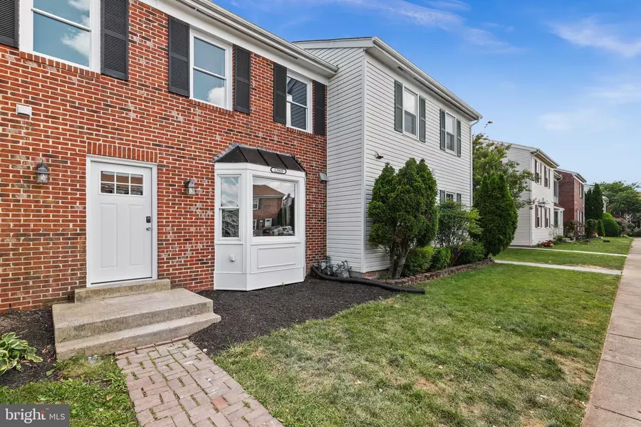 12935 RIDGEMIST LN, Fairfax, VA 22033