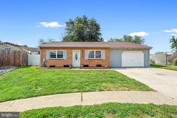 23 DEFOE CIR, Newark, DE 19702