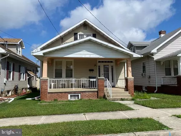 709 W MIDDLE ST, Hanover, PA 17331