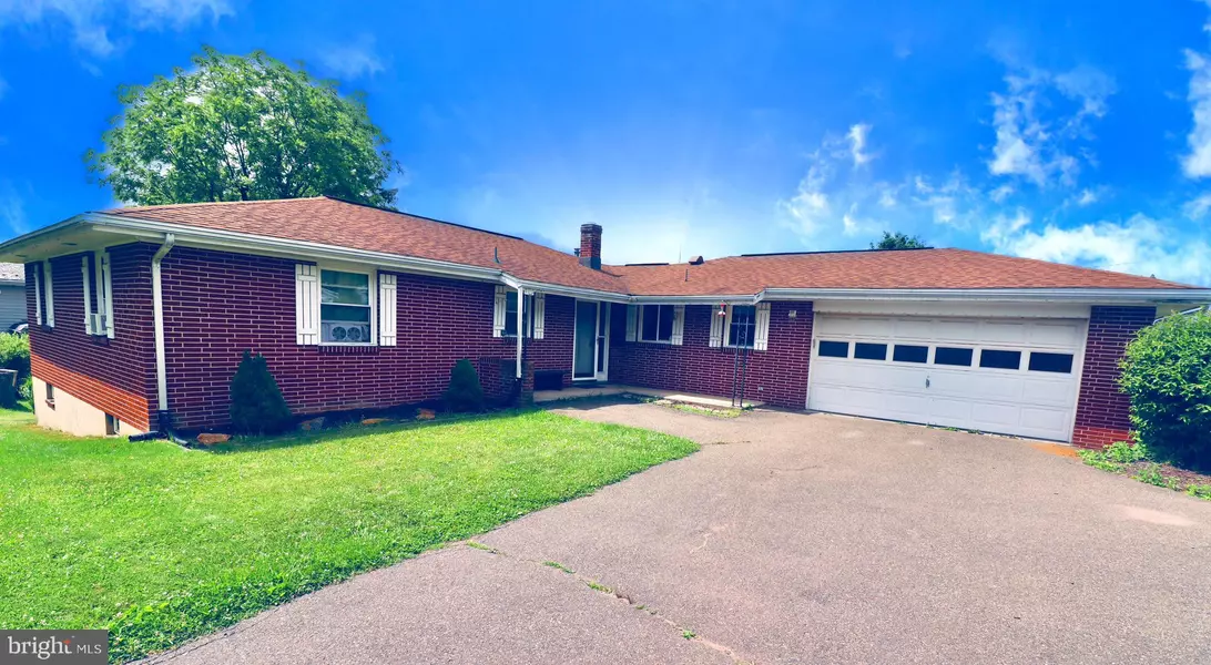 636 NORTH ST, Weatherly, PA 18255