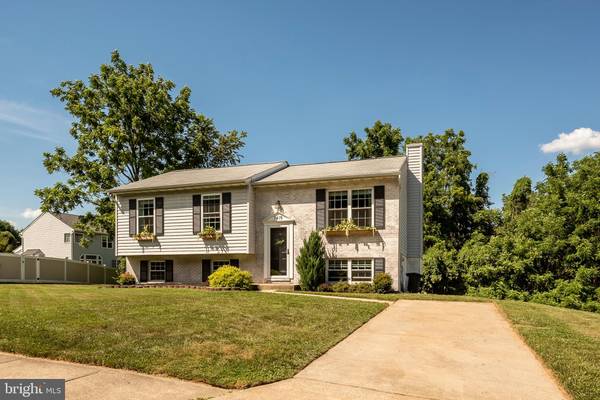 7419 NORRIS AVE, Sykesville, MD 21784