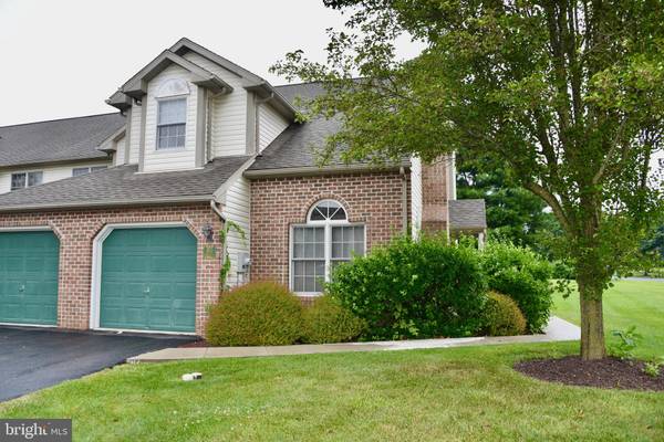 400 OMICRON PL, Wernersville, PA 19565