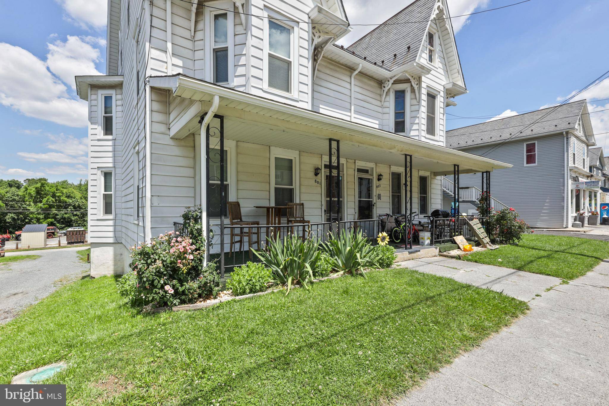 801/803 MAIN ST, Delta, PA 17314