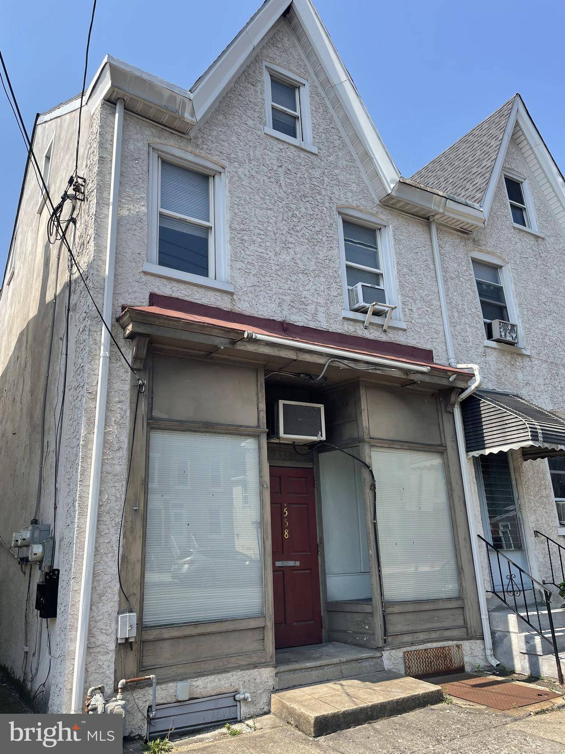 Norristown, PA 19401,558 E MAIN ST