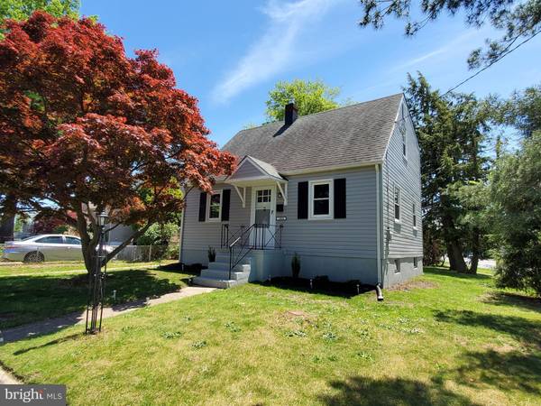 1060 FARRAGUT RD, Bellmawr, NJ 08031