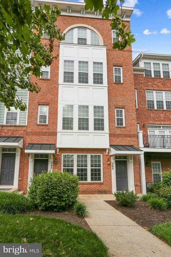 246 N SUMMIT AVE #19, Gaithersburg, MD 20877