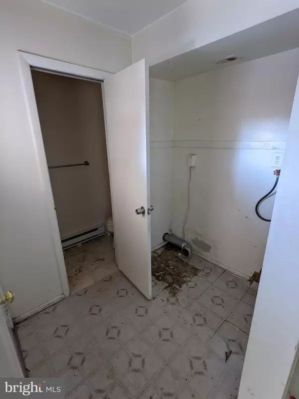 East Greenville, PA 18041,709 VALLEY RD