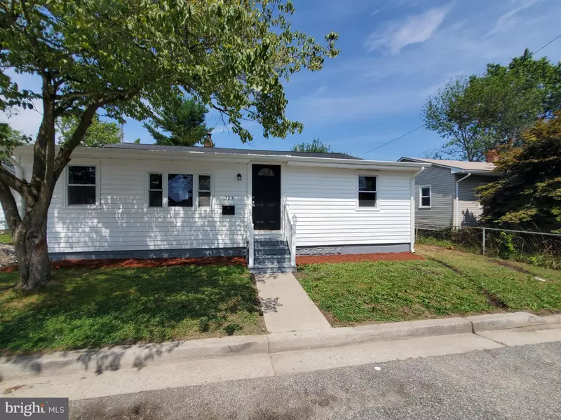 323 WILSON AVE, Penns Grove, NJ 08069