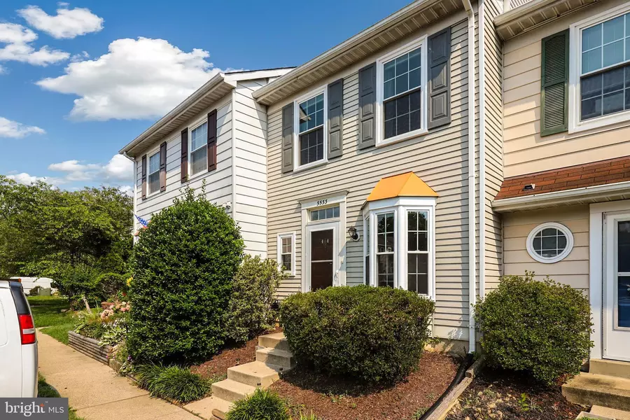 5533 WOODLAWN MANOR, Alexandria, VA 22309