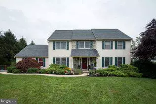 135 WILMONT CIR, Coatesville, PA 19320