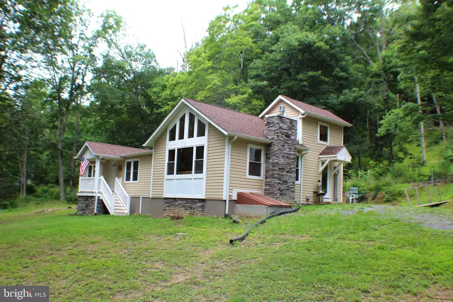 305 WARDEN LAKE AB DR, Wardensville, WV 26851