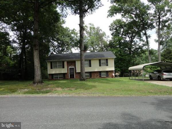 Fredericksburg, VA 22408,407 MAHOGANY LN