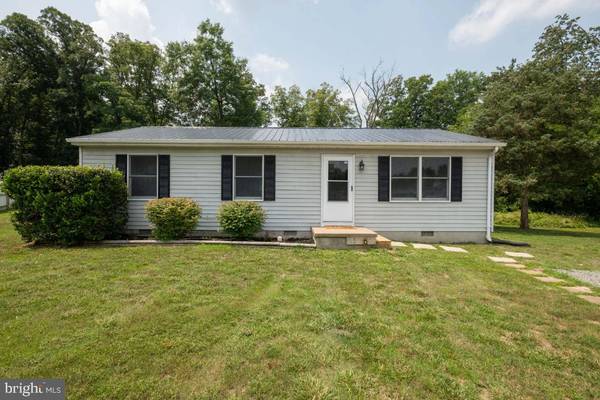 12246 SHORT ST, Remington, VA 22734