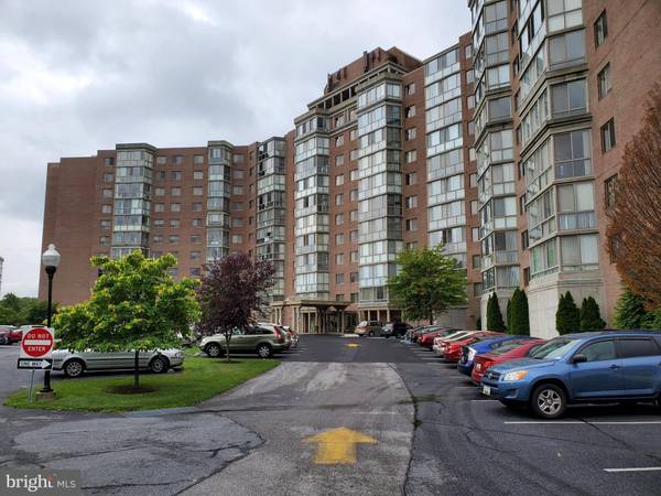 3200 N LEISURE WORLD BLVD #220, Silver Spring, MD 20906