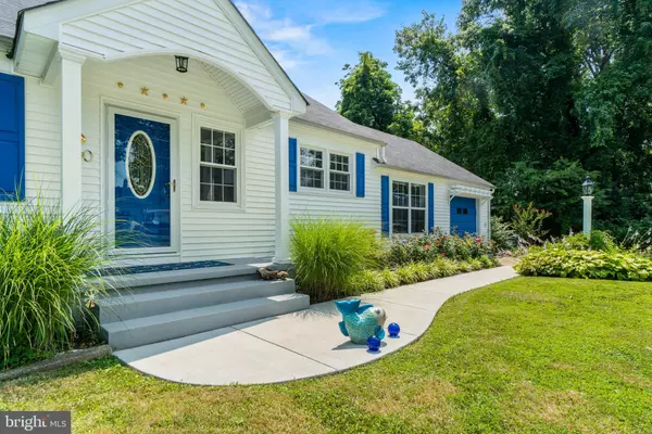 Colonial Beach, VA 22443,300 THACKARY ST