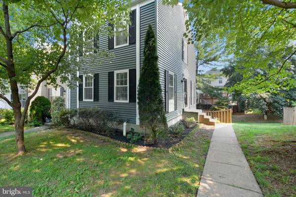 6612 BRIARLEIGH WAY, Alexandria, VA 22315