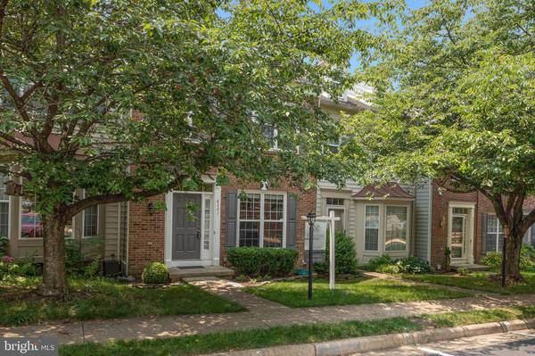 Alexandria, VA 22312,6333 BURGUNDY LEAF LN