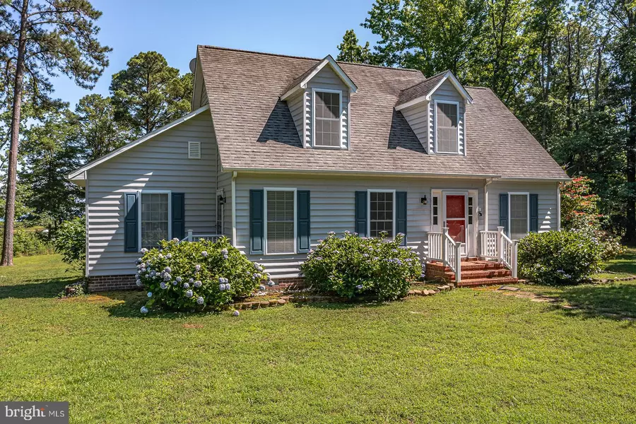 143 HOLLY GROVE LN, Reedville, VA 22539