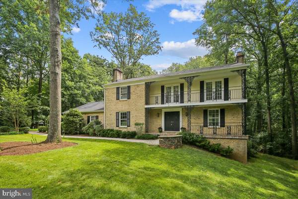 2107 TWIN MILL LN, Oakton, VA 22124