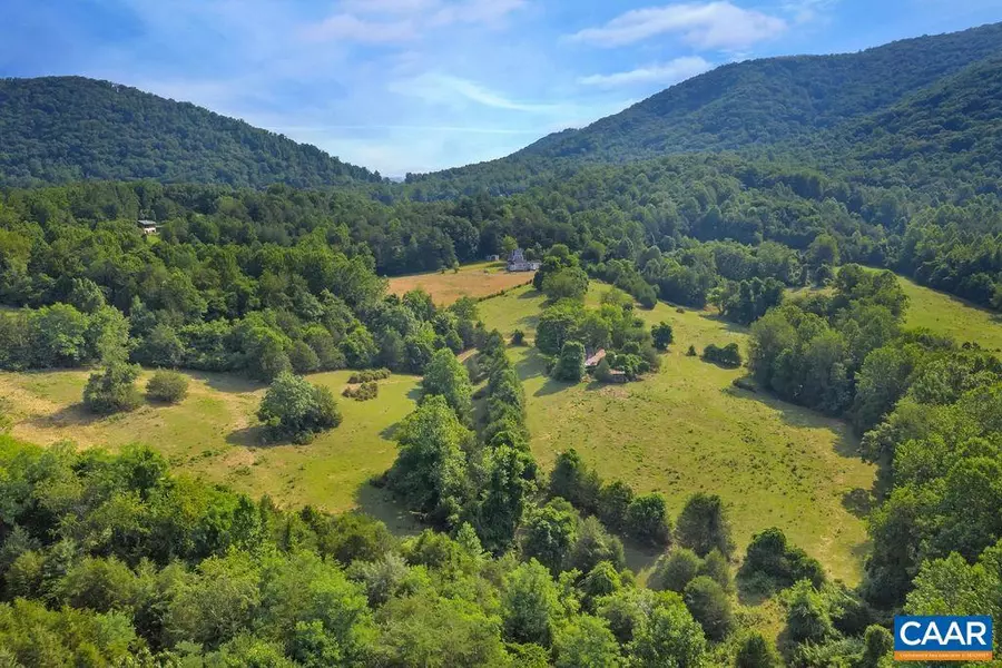 6151 BLACKWELLS HOLLOW RD RD, Crozet, VA 22932