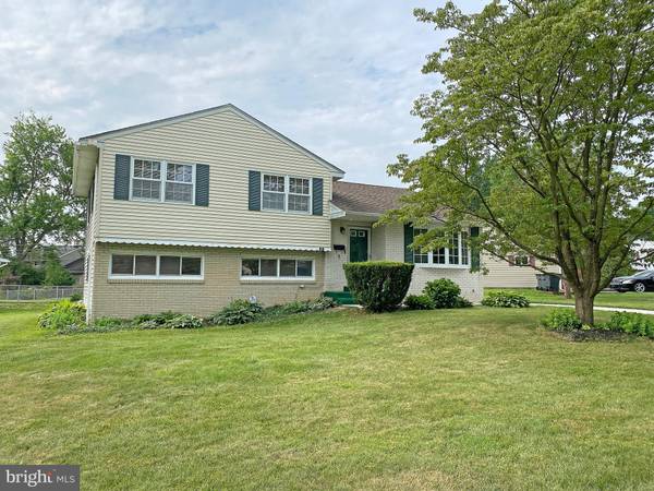 193 W SHELLEY DR, Claymont, DE 19703