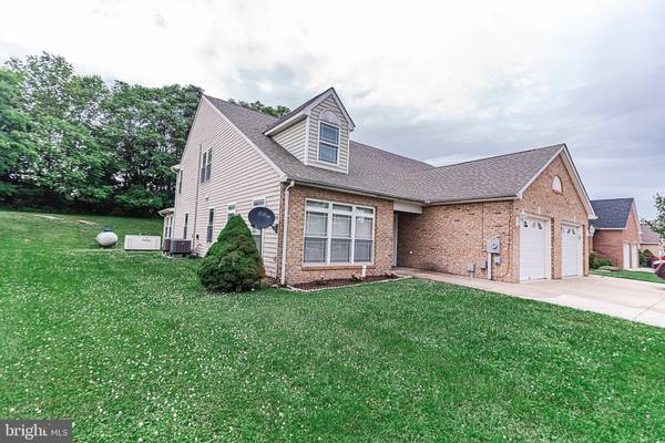 122 BROOKLINE DR, Charles Town, WV 25414