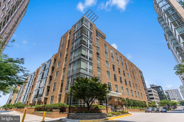 12025 NEW DOMINION PKWY #LL102, Reston, VA 20190