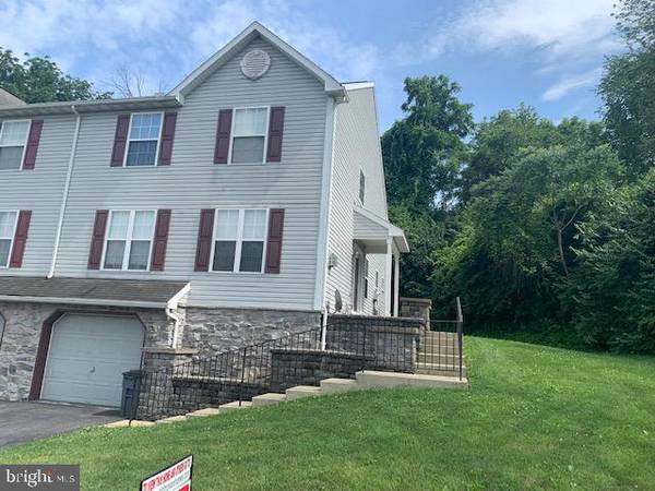 1540 HURON DR, Reading, PA 19608