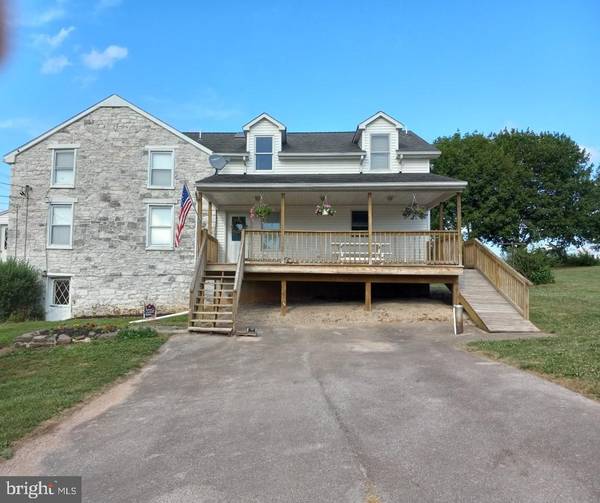 2834 E BERLIN RD, York, PA 17408