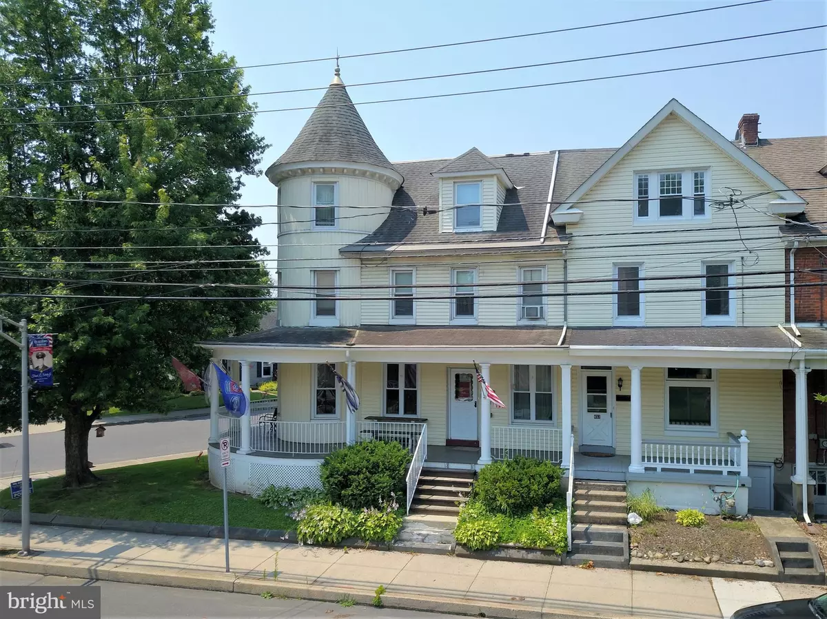 Quakertown, PA 18951,452 E BROAD ST