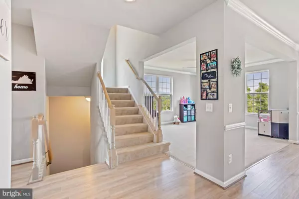 Round Hill, VA 20141,18448 PRESIDIO PL