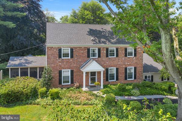 19 STONEHENGE LN, Malvern, PA 19355