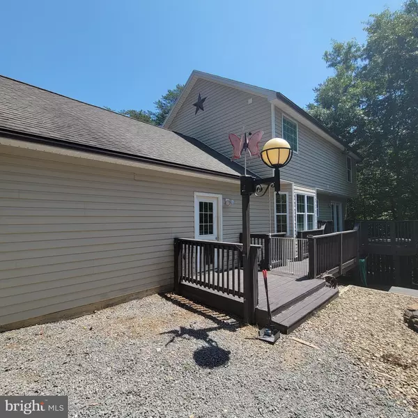 Berkeley Springs, WV 25411,445 TOM COBERT LN