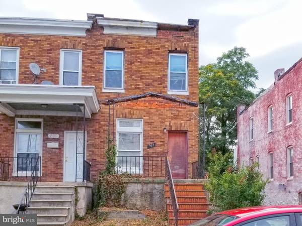 707 N LONGWOOD ST, Baltimore, MD 21216