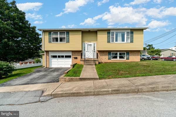 516 GREEN ST, Waynesboro, PA 17268