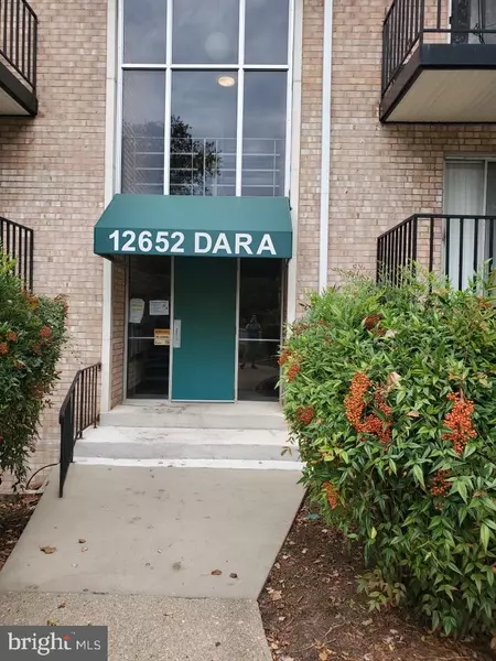 12652 DARA DR #303, Woodbridge, VA 22192