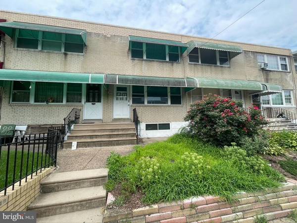 2036 S NEWKIRK ST, Philadelphia, PA 19145