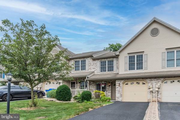 30 ASHBURG DR, Mechanicsburg, PA 17050