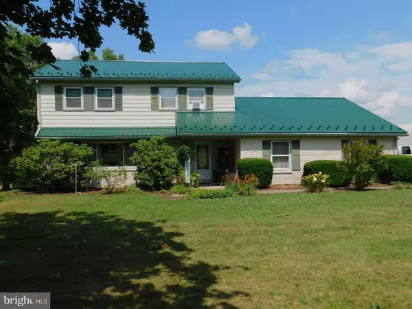 416 ORCHARD LN, Mifflintown, PA 17059