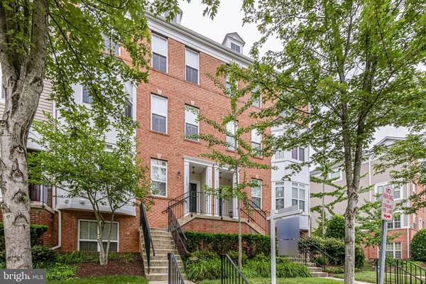 5559 LANIER AVE #374, Suitland, MD 20746